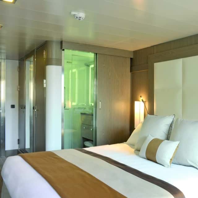 Deluxe Stateroom