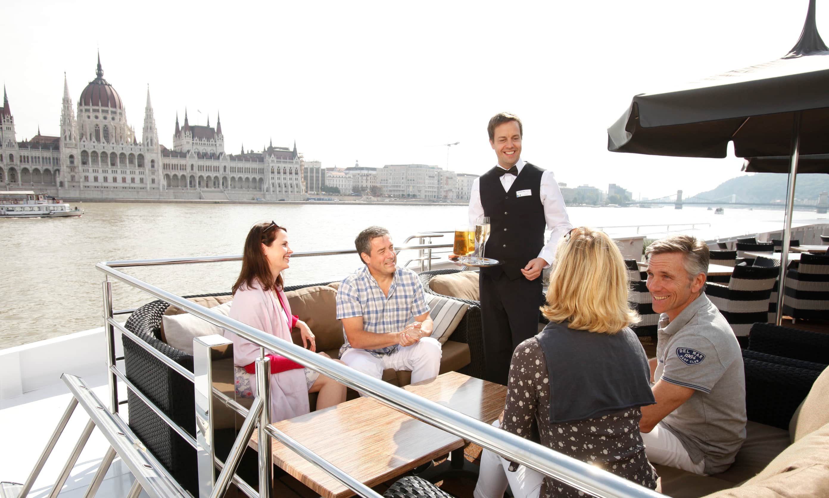 Al Fresco Dining On Riverview Terrace